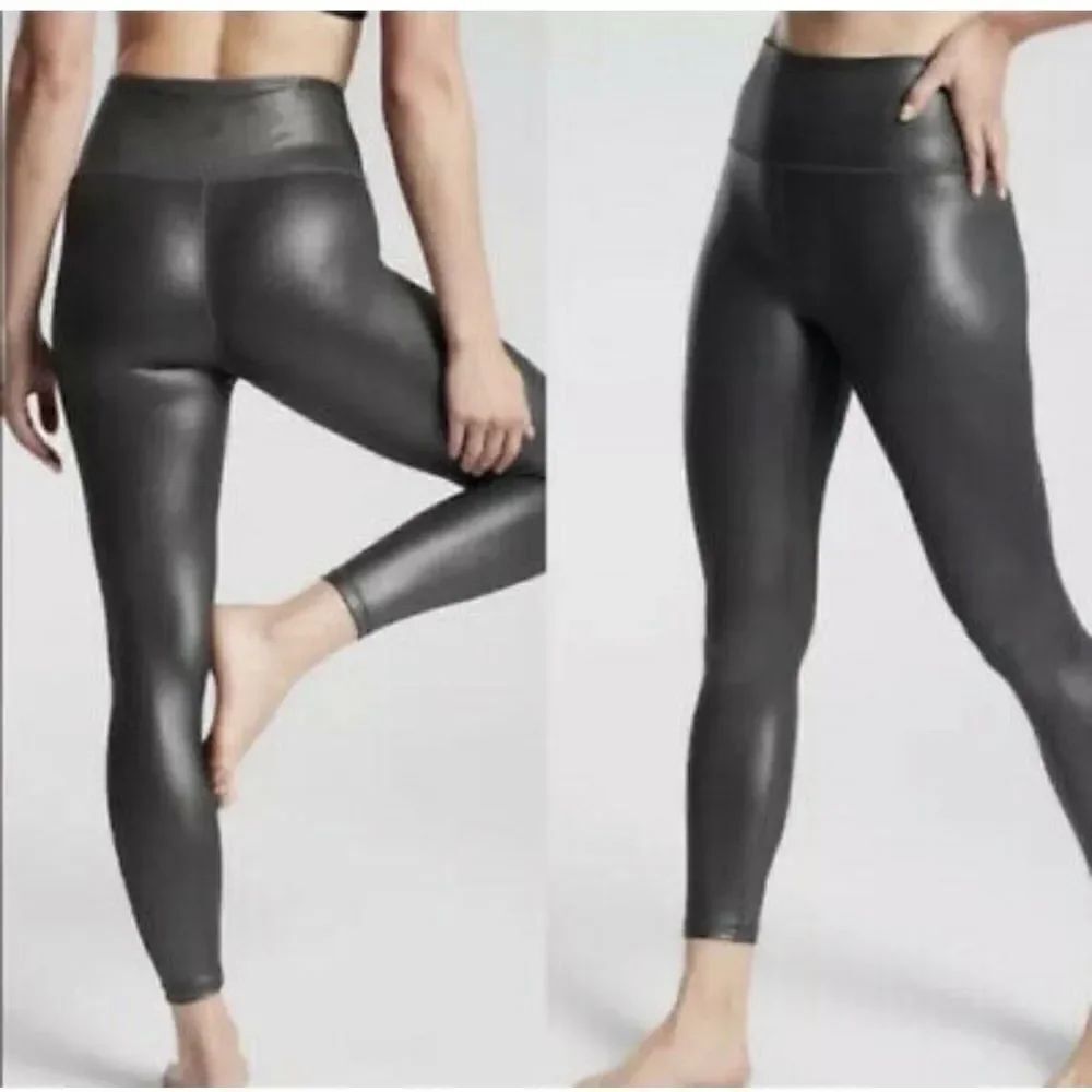 Athleta Elation Ultra High Rise Shimmer Tight Silver Size XS Extra Small